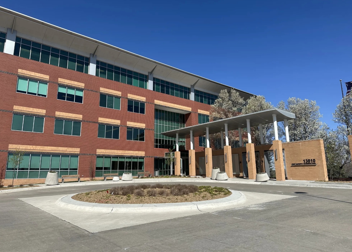 13810 FNB Pkwy — photo 2
