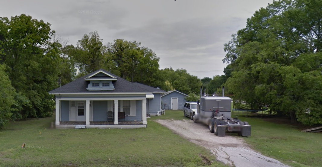 802 E Broad St — photo 2