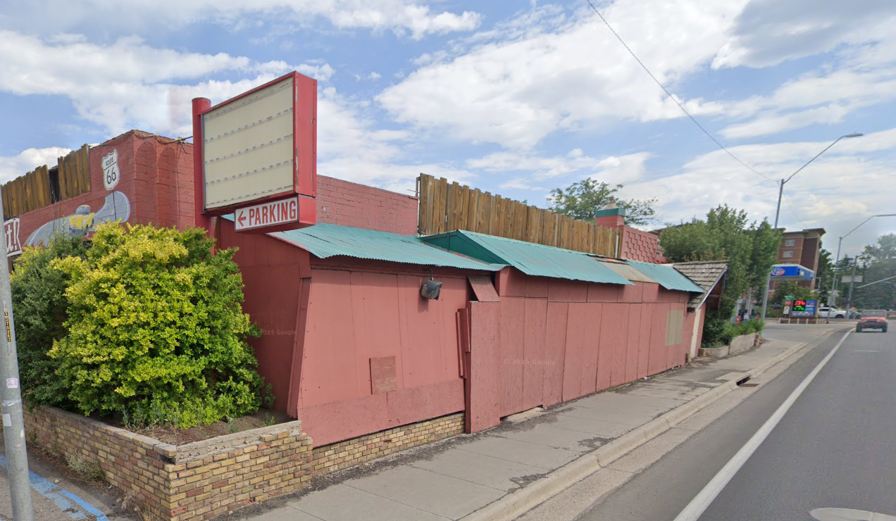 218 S Milton Rd — photo 4