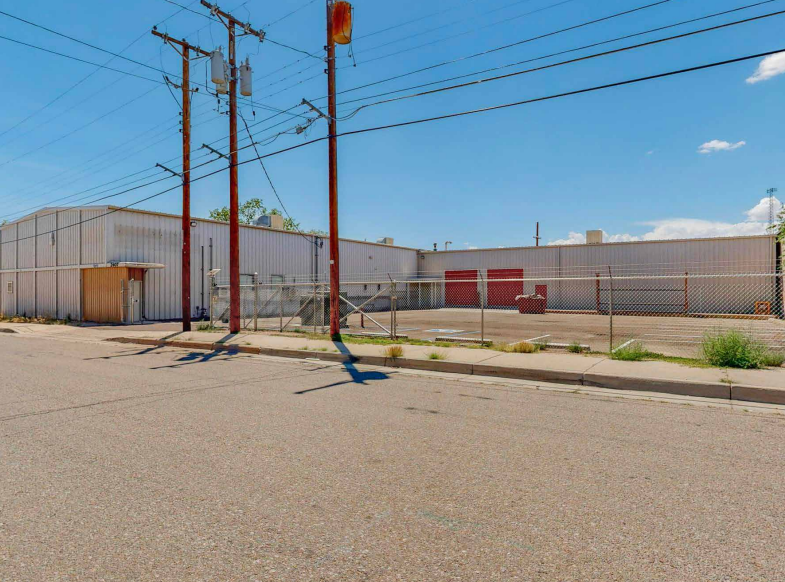 Newly Updated Clearspan Warehouse with Gated & Paved Yard — photo 2