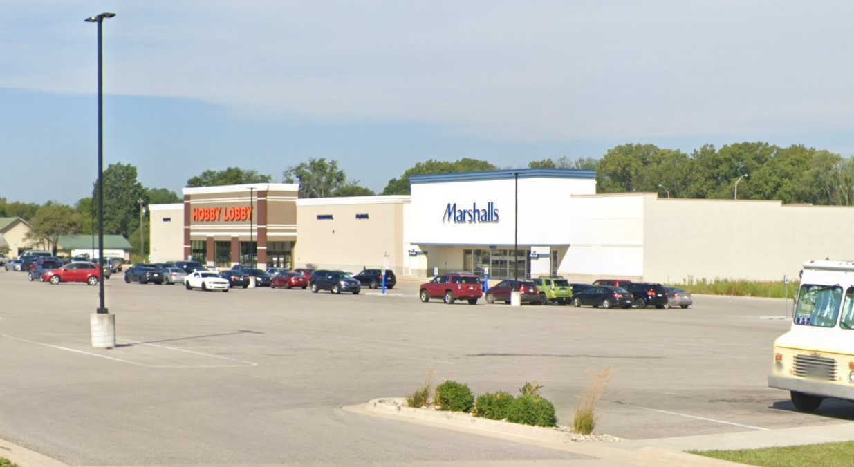 Kimmell Pointe Shopping Center — photo 2