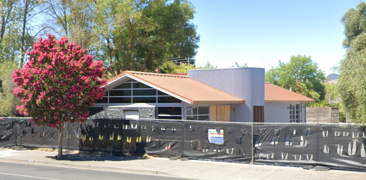 921 Broadway - Owner-User / Add Value Retail Building — photo 2