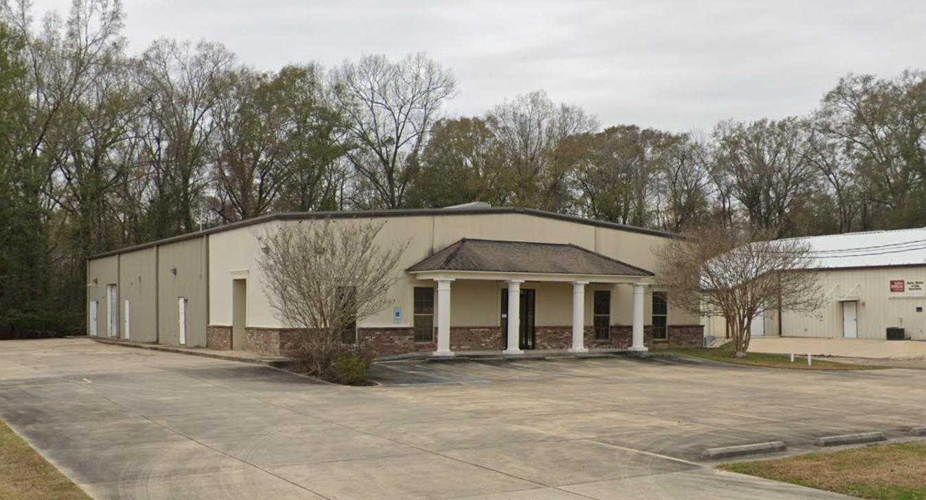 Climate Controlled Office Warehouse For Lease — photo 2