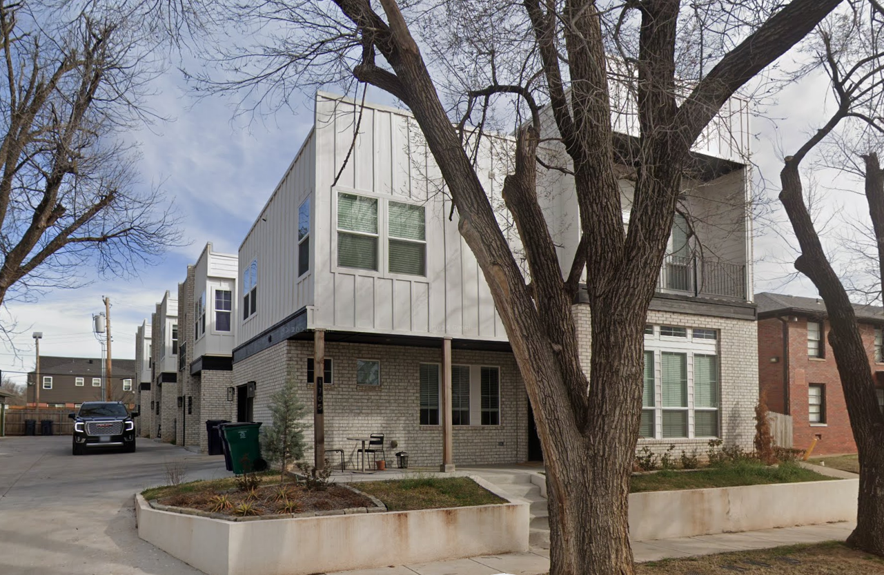 Plaza Rows | 1705 NW 11th St — photo 4