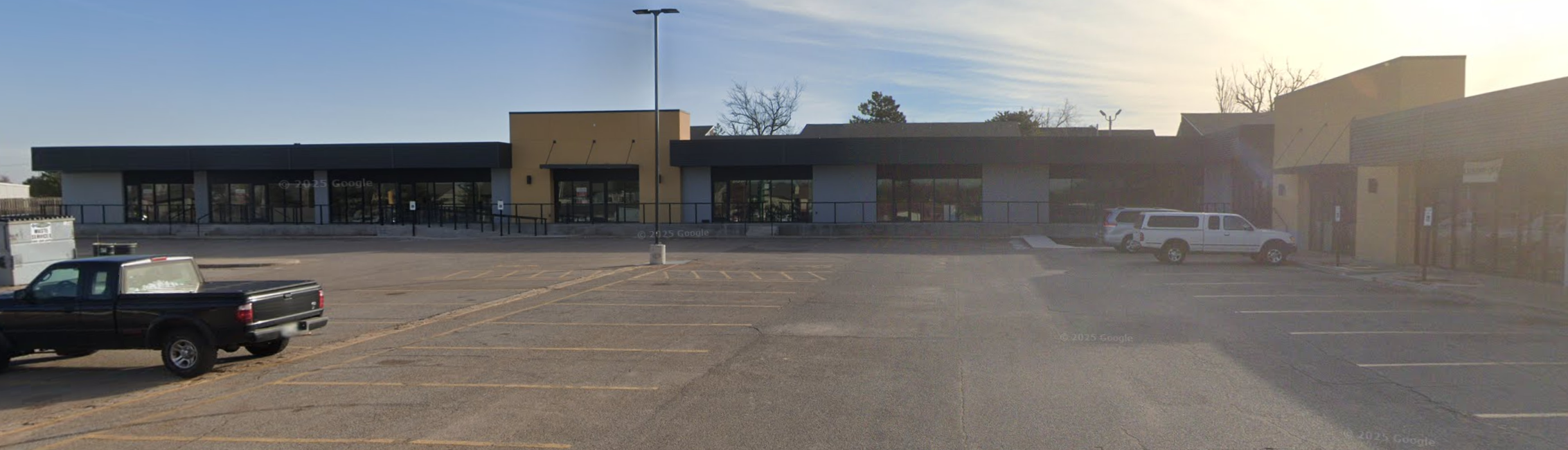 Newport Shopping Center | 9120-9146 N Macarthur Blvd — photo 5