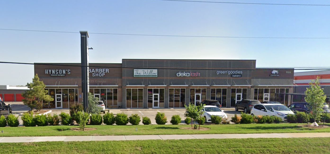 Yukon Crossing | 825 E Main St — photo 2