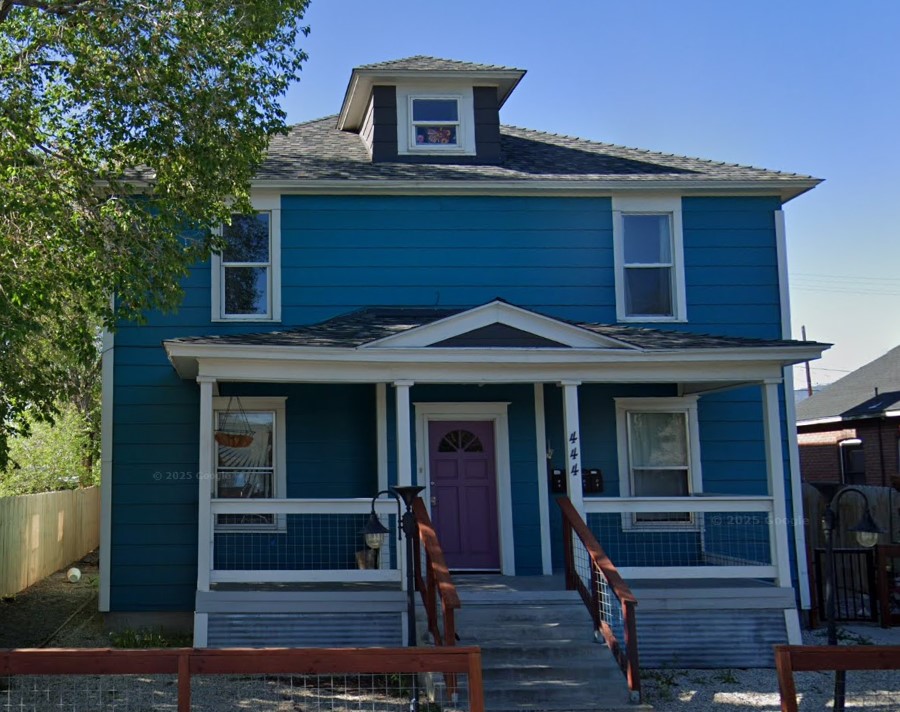 444 Roberts St — photo 2