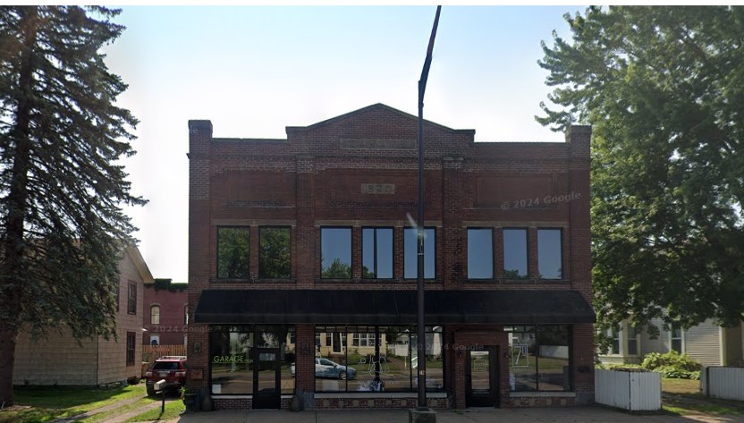 45 E ELM ST Chippewa Falls, WI — photo 3
