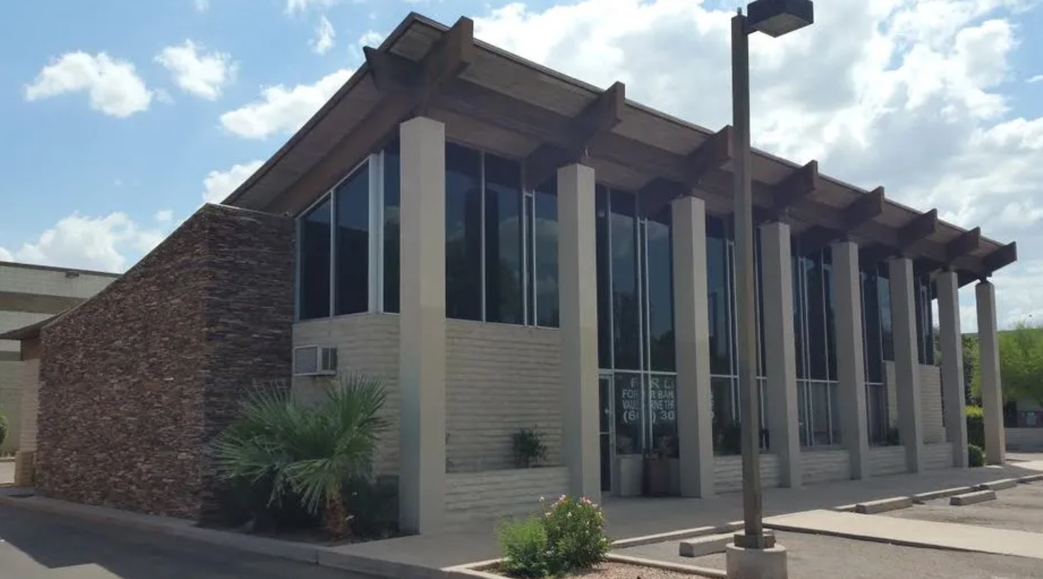 Tempe Mid Century Modern Building — photo 3