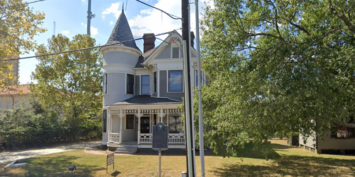 The Sanders House | 479 Pine St — photo 2