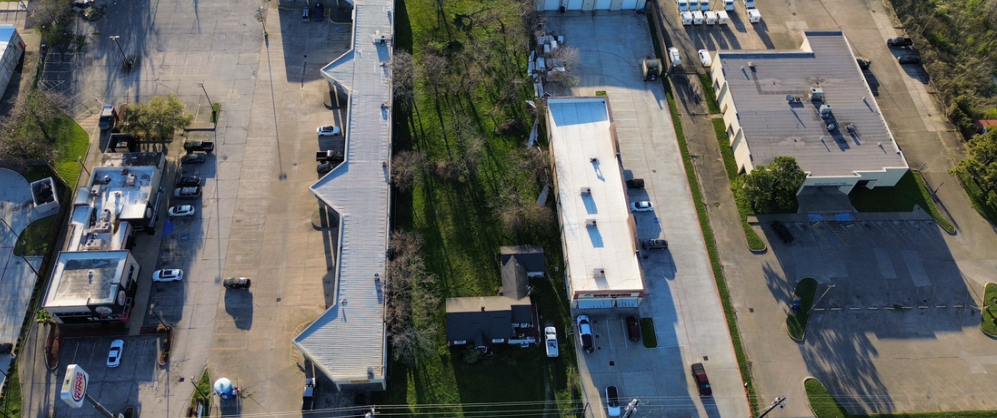 523 Sheldon Rd — photo 2