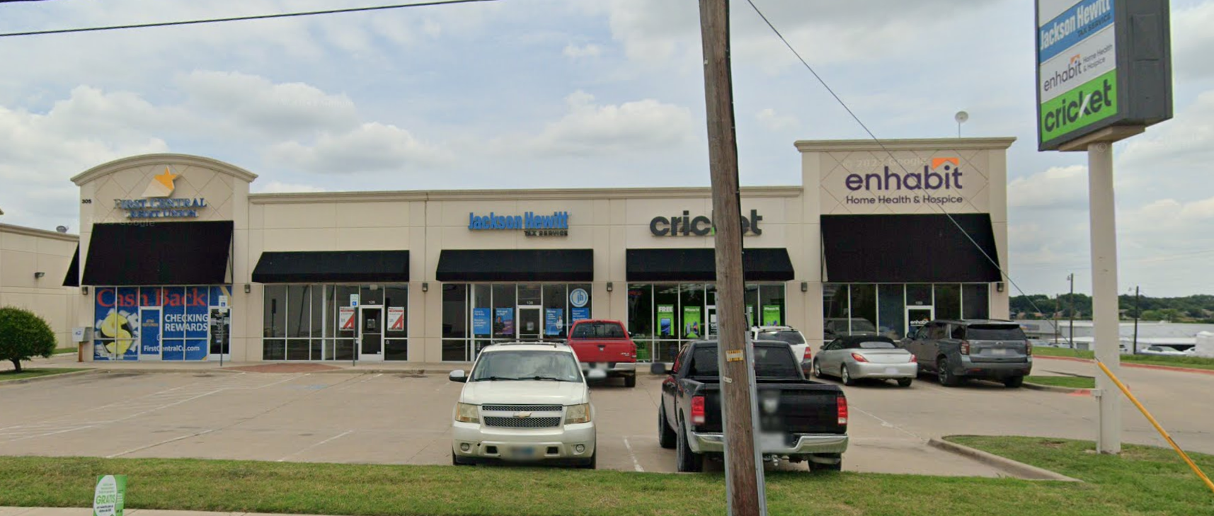  Coke Retail Center | 305 Coke Ave — photo 2