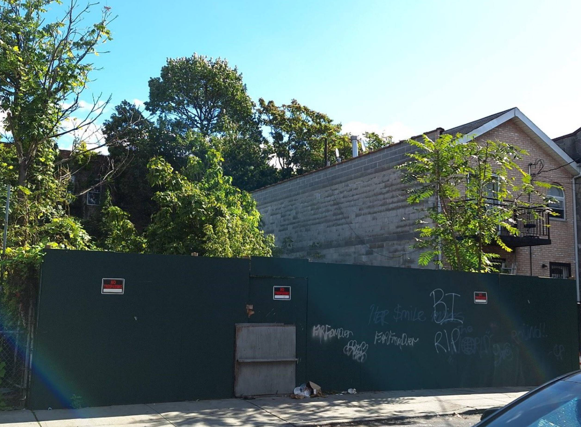 601 & 605 ASHFORD STREET — photo 3