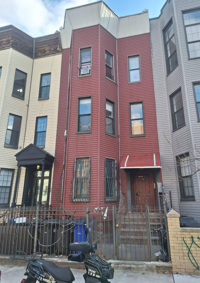 1192 Greene Ave — photo 2