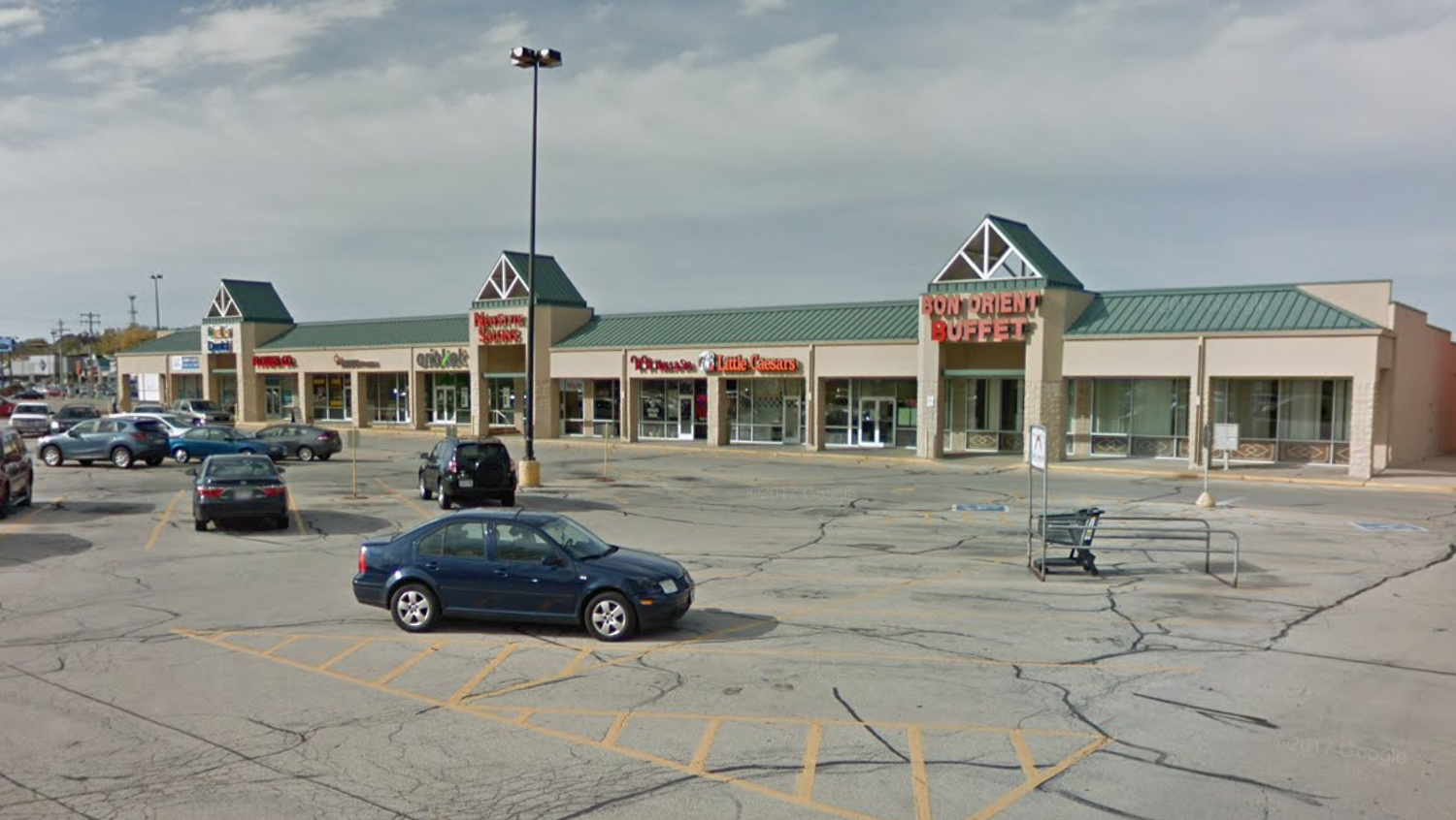 Oak Ridge Plaza — photo 2