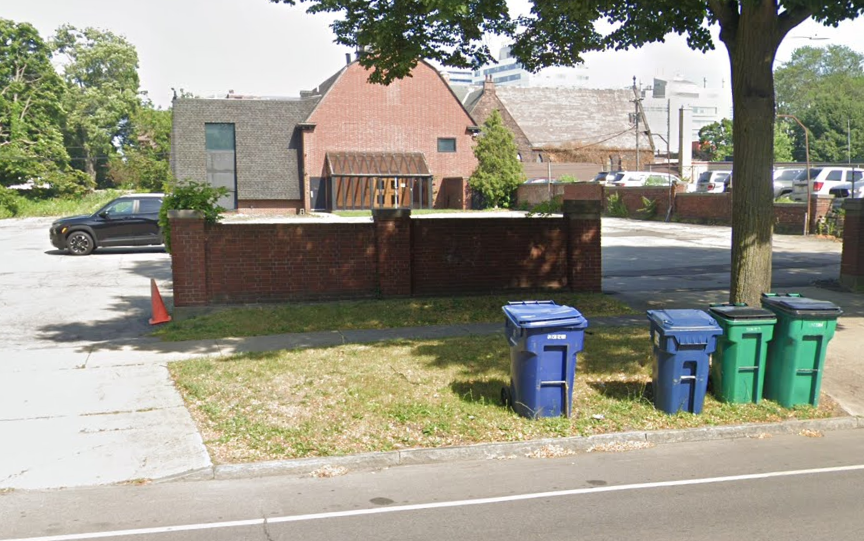 695 Delaware — photo 3
