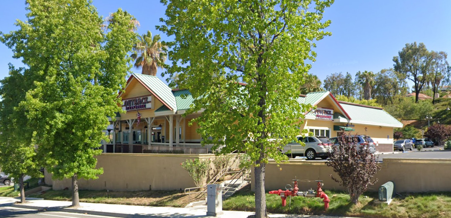 Sunset Pointe Shopping Center — photo 4