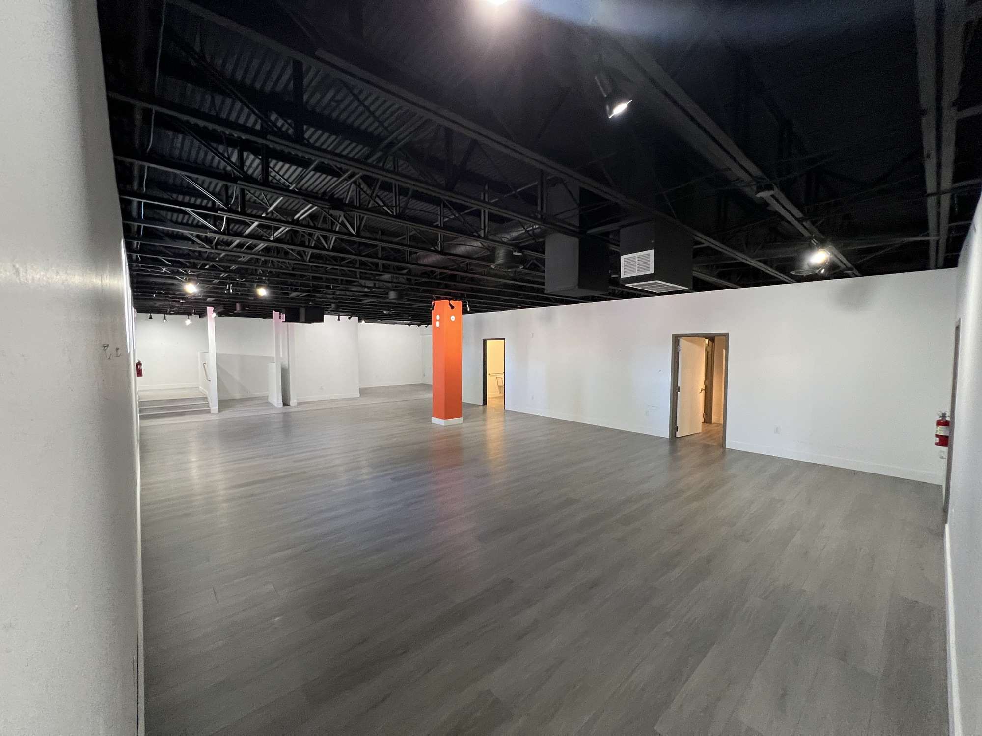 1217 N Classen Blvd — photo 4