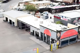 3206 N Las Vegas Blvd - Automotive Investment Sale — photo 3
