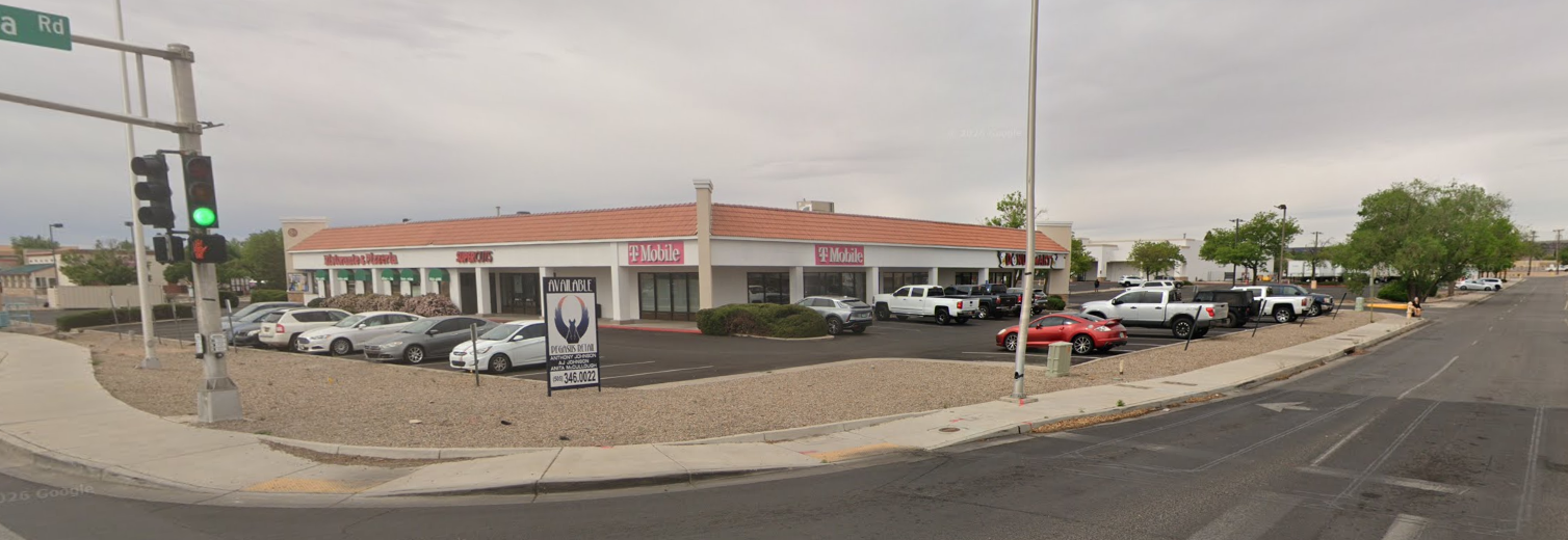 Ladera Shopping Center — photo 2