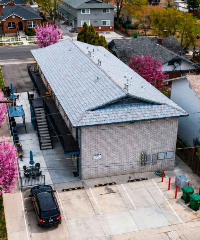 306 E Taylor St — photo 2