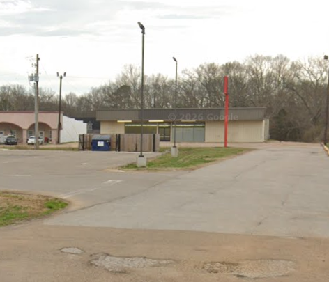 Vacant Retail Store — photo 2
