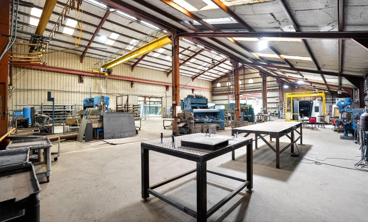 Met Company Inc. Industrial Manufacturing and Warehouse Facility — photo 8