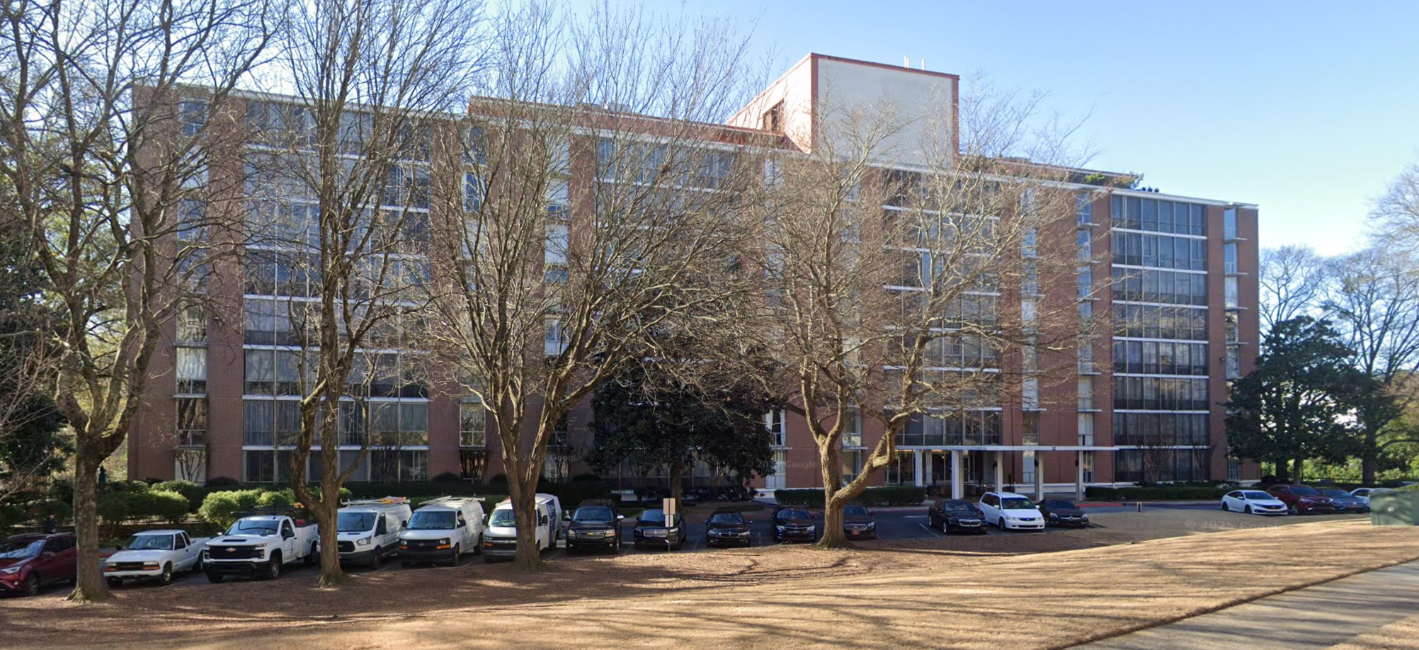 Brookwood Park Condominiums — photo 2