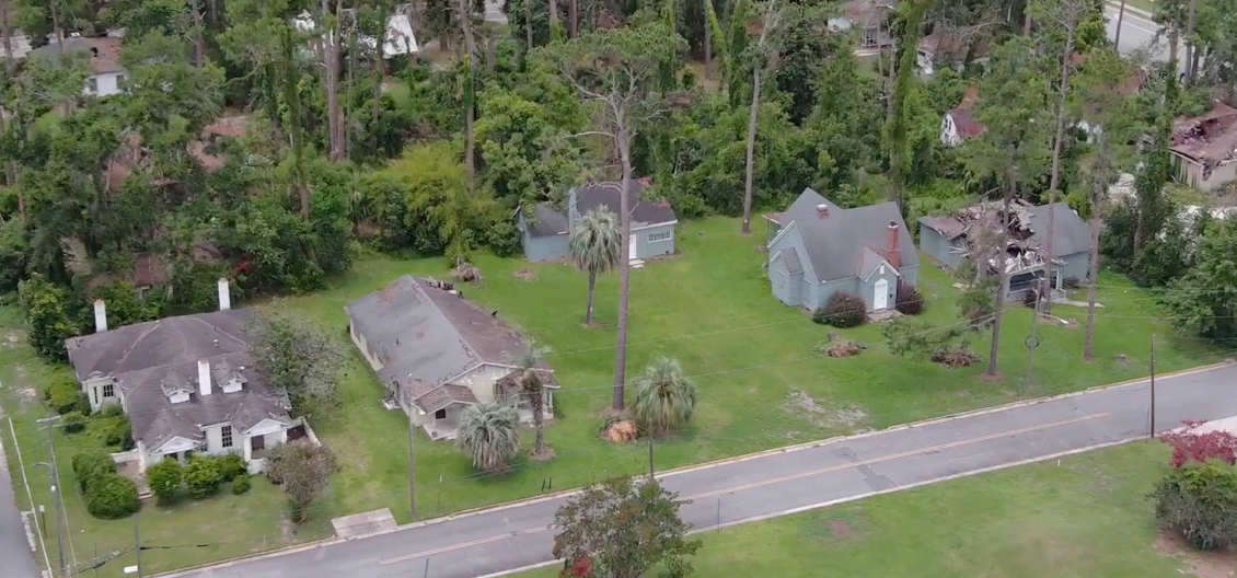 205 W Brookwood Dr  — photo 2