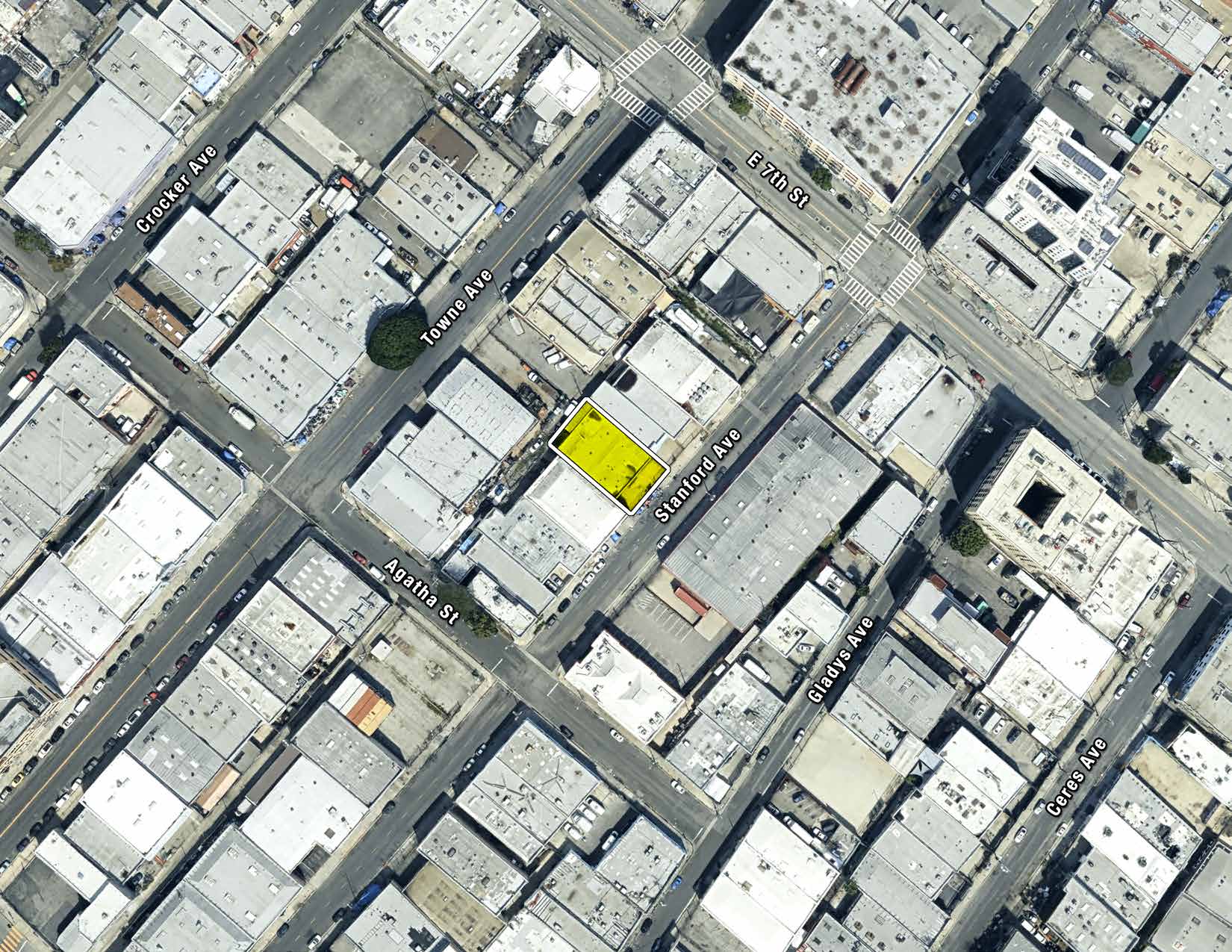 725 Stanford Avenue — photo 10