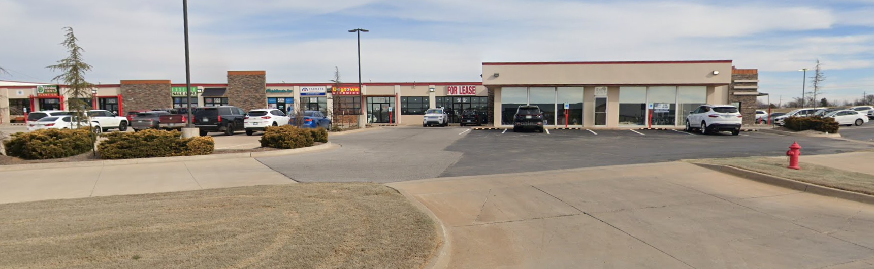 Warn Centre | 5105-5131 NW Cache Rd — photo 3