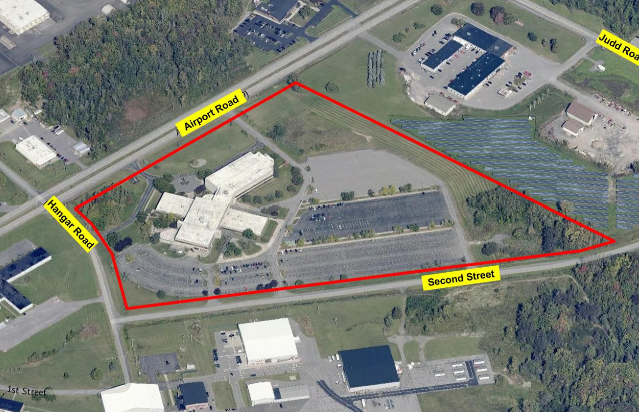 5950 Airport Road — photo 4