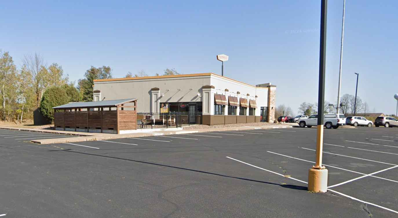 Prime Restaurant location | Denny's | 2023 Cenex Dr — photo 2