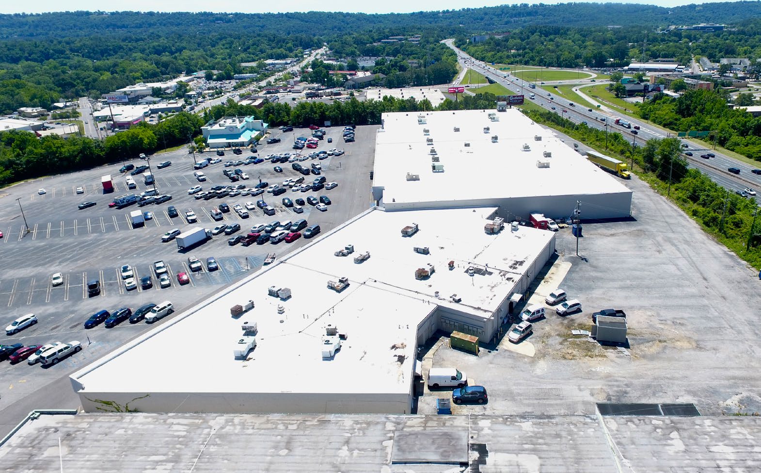 Hi LLC Rest Shopping Center — photo 3