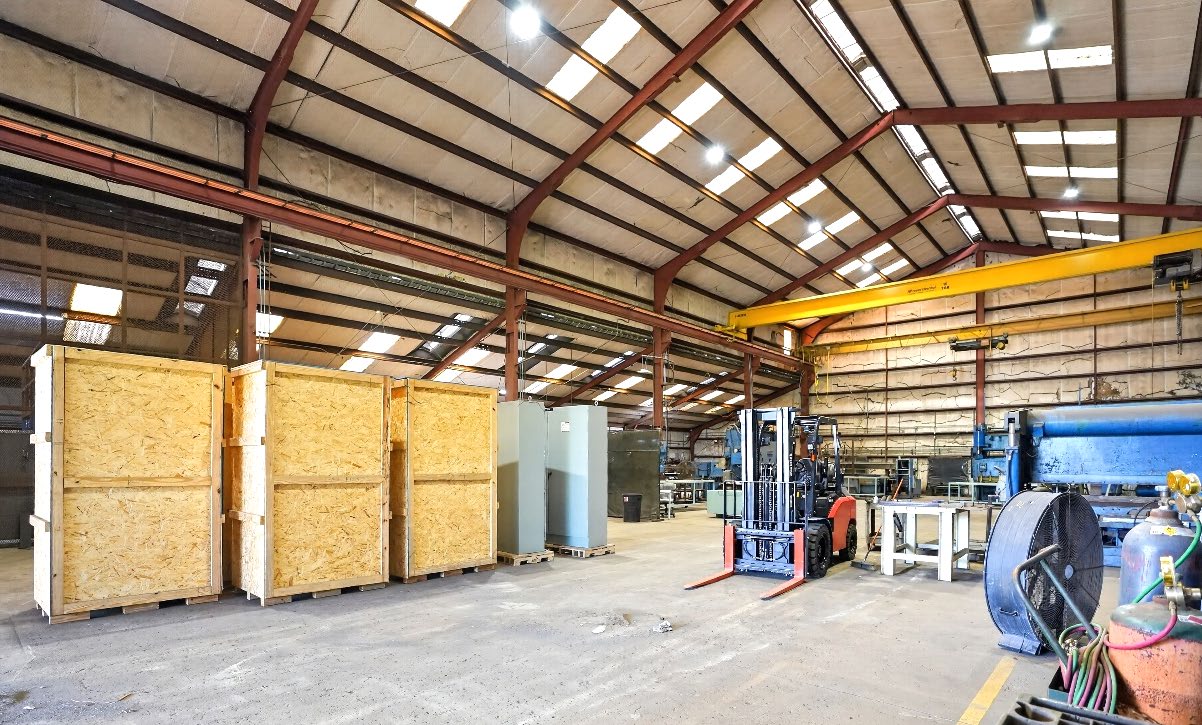 Met Company Inc. Industrial Manufacturing and Warehouse Facility — photo 5