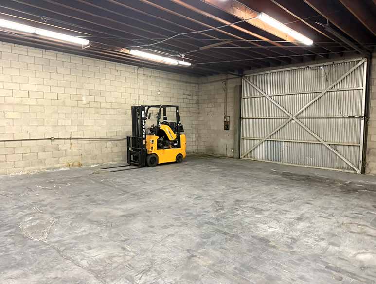 725 Stanford Avenue — photo 5