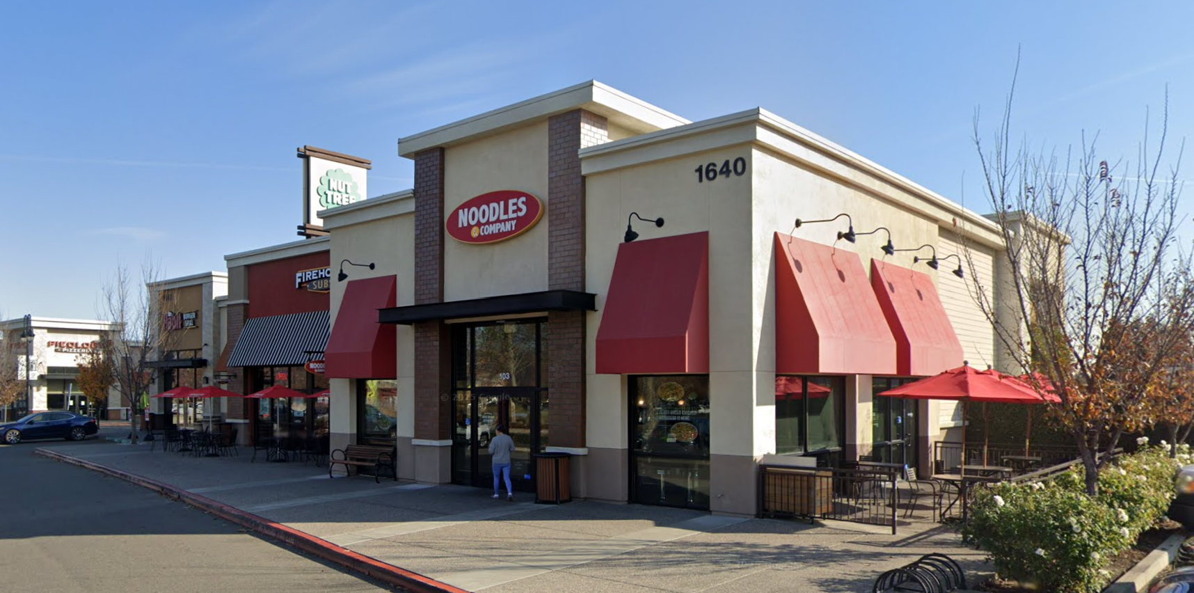 Habit Burger & Mendocino Farms-Anchored Shops | 1640 E Monte Vista Ave — photo 2