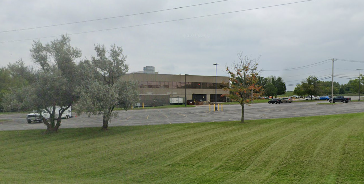 5950 Airport Road — photo 3