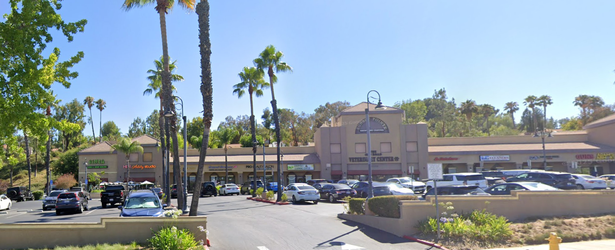Sunset Pointe Shopping Center — photo 5