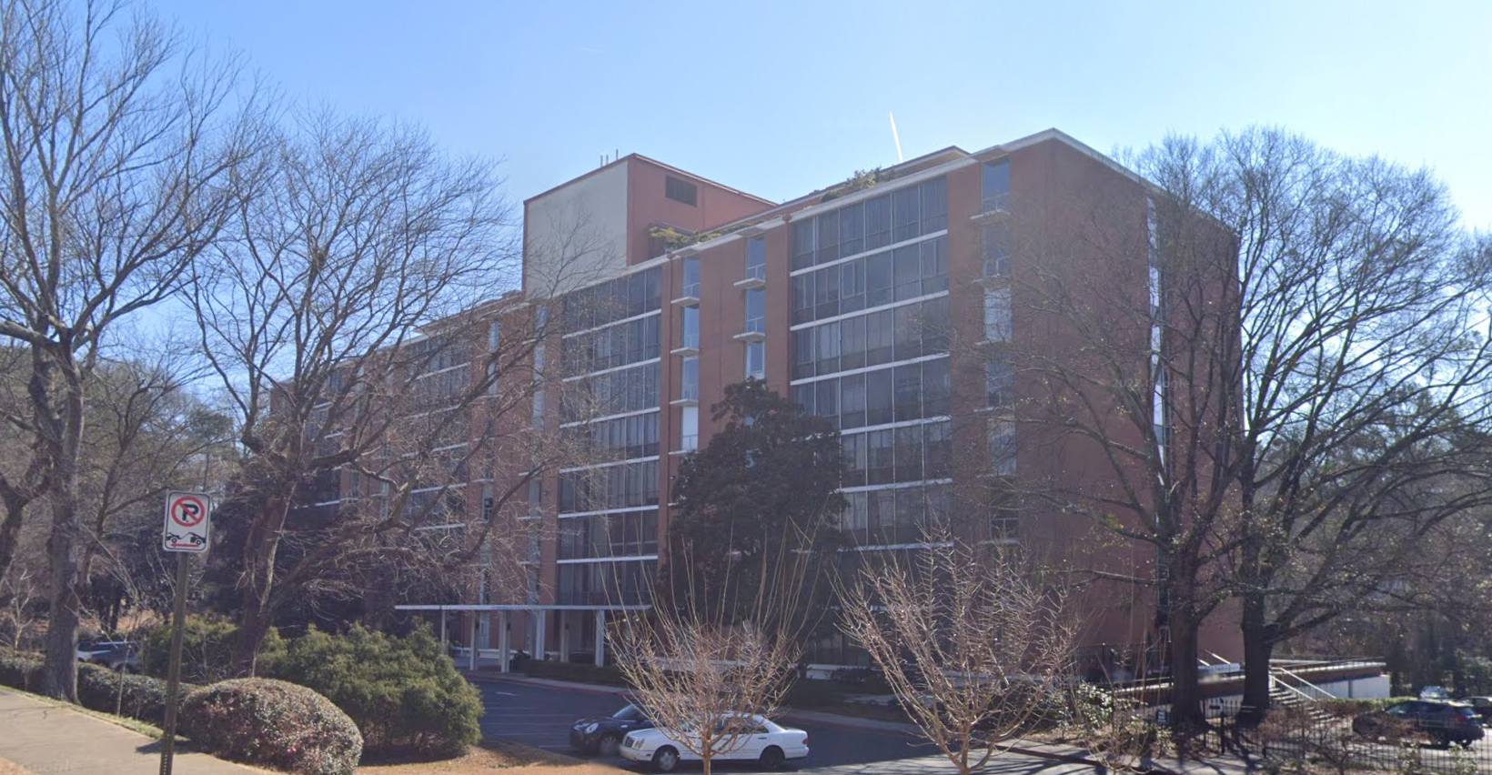 Brookwood Park Condominiums — photo 4