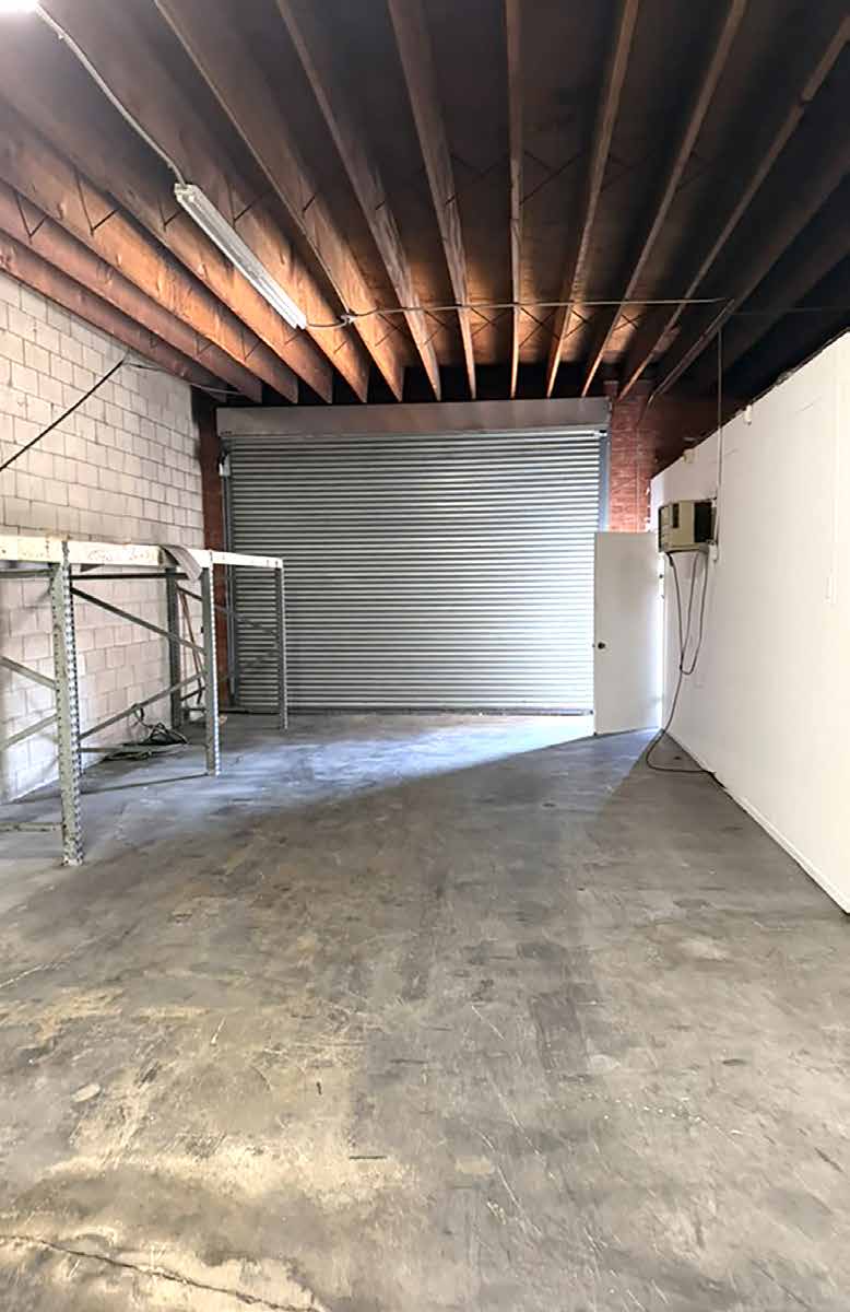 725 Stanford Avenue — photo 8