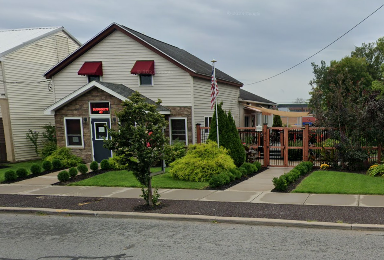 417 Dominick Street West — photo 2