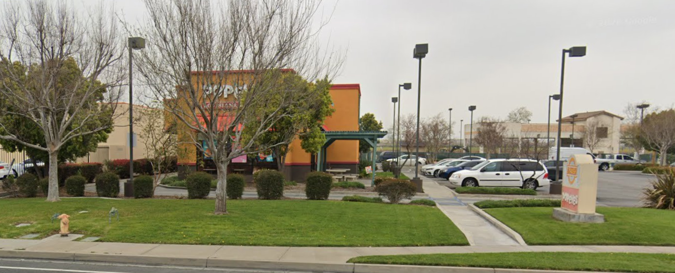 Popeyes Drive-Thru — photo 5
