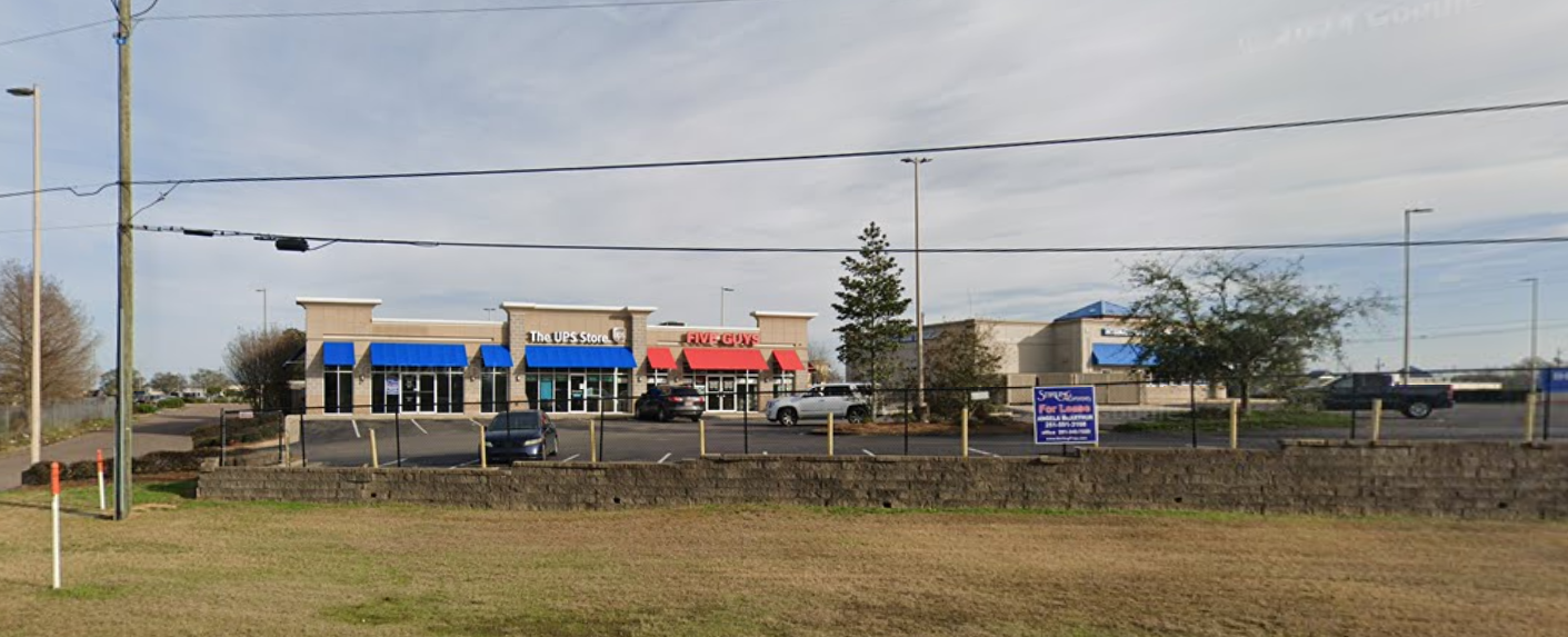 Lowtill Plaza — photo 2