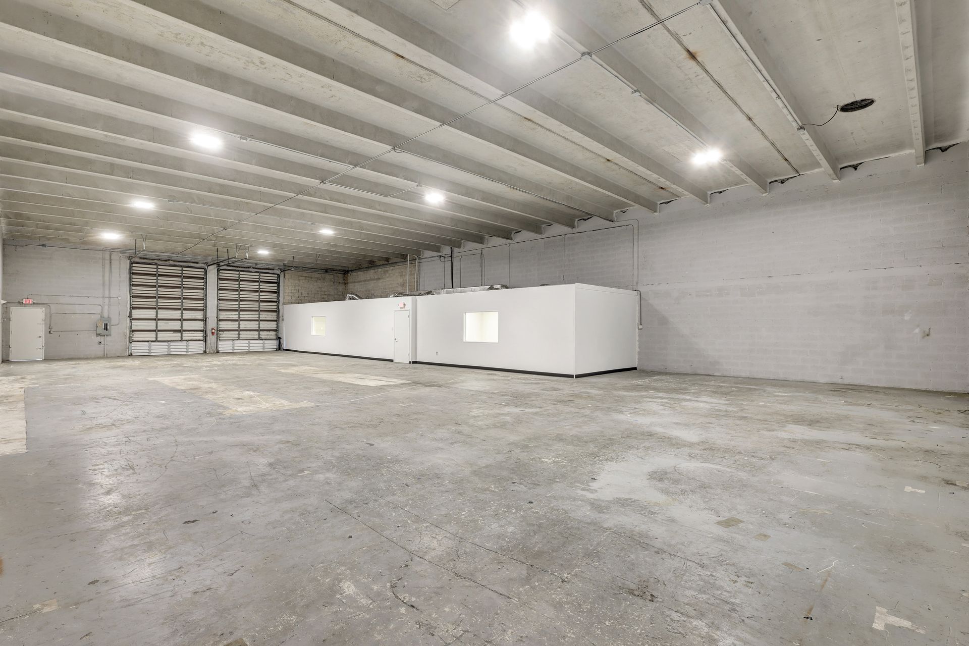 Building 2 | 5551-5595 NW 72nd Ave  — photo 5