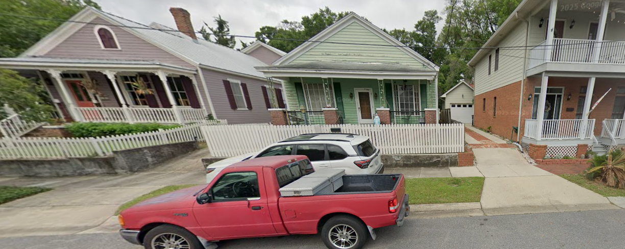 109 S Florida Blanca St — photo 2