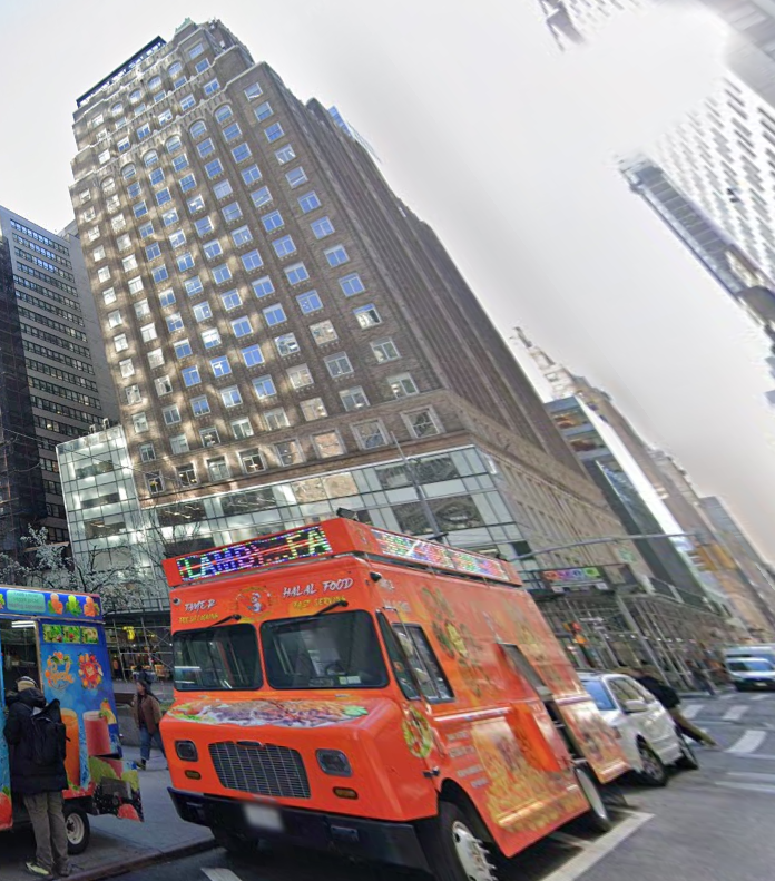 1412 Broadway — photo 2
