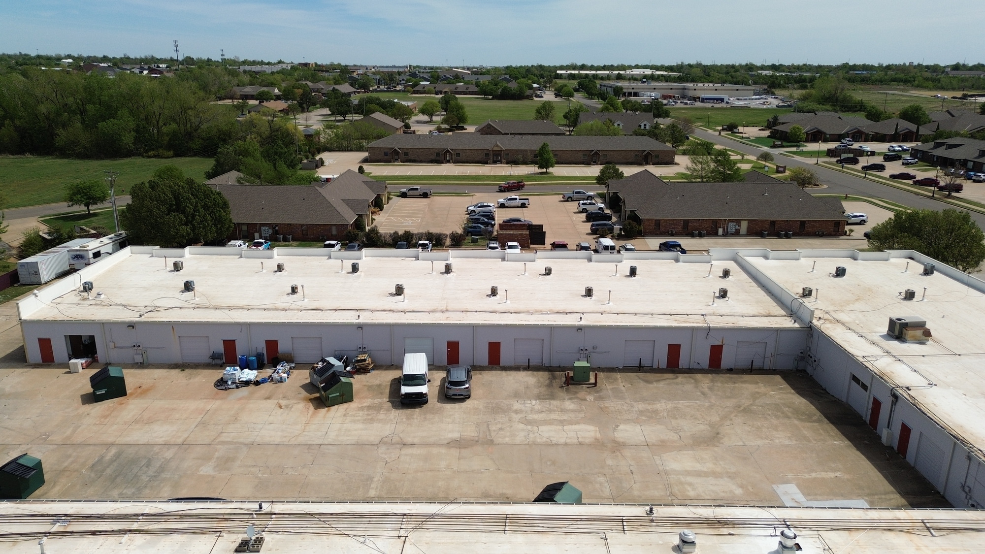 Signal Ridge Shops | 1700-1738 S Kelly Ave — photo 2