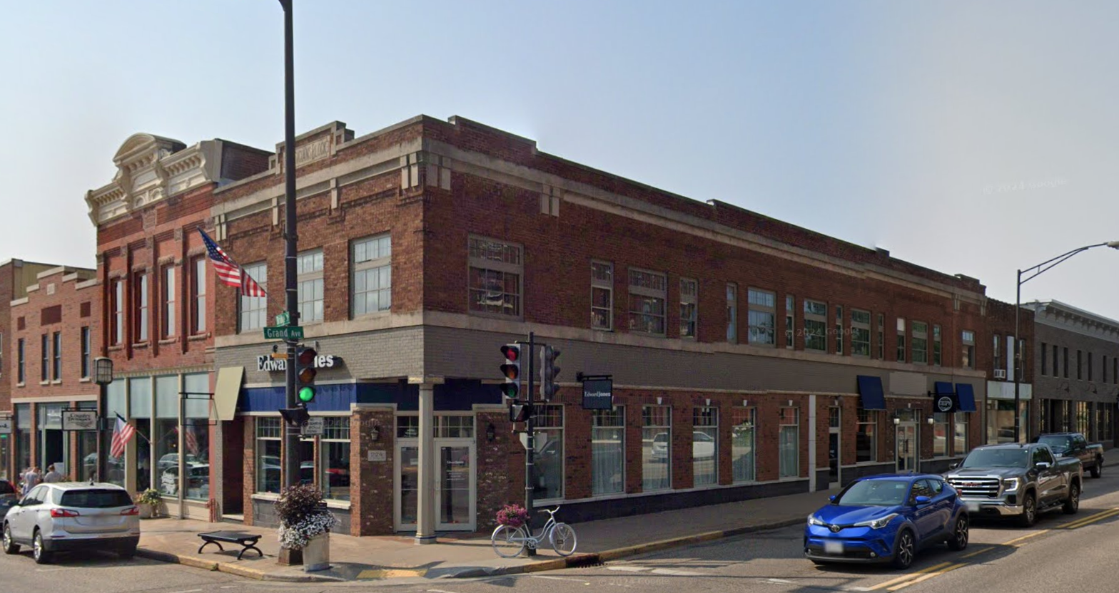 220 1/2 N Bridge Street — photo 3