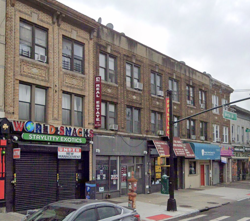 6224 Myrtle Avenue — photo 3